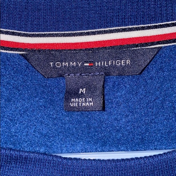 Crew neck - Picture 2 of 2